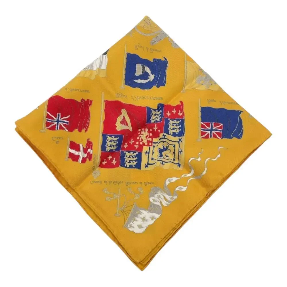 Hermes Carré 45cm 16” Square PAVOIS Silk Scarf Yellow x Multicolor W/Box - Picture 5 of 16
